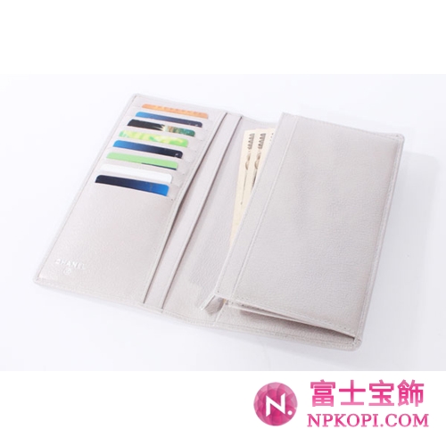 シャネル ジャケット 長財布 シルバー A48688